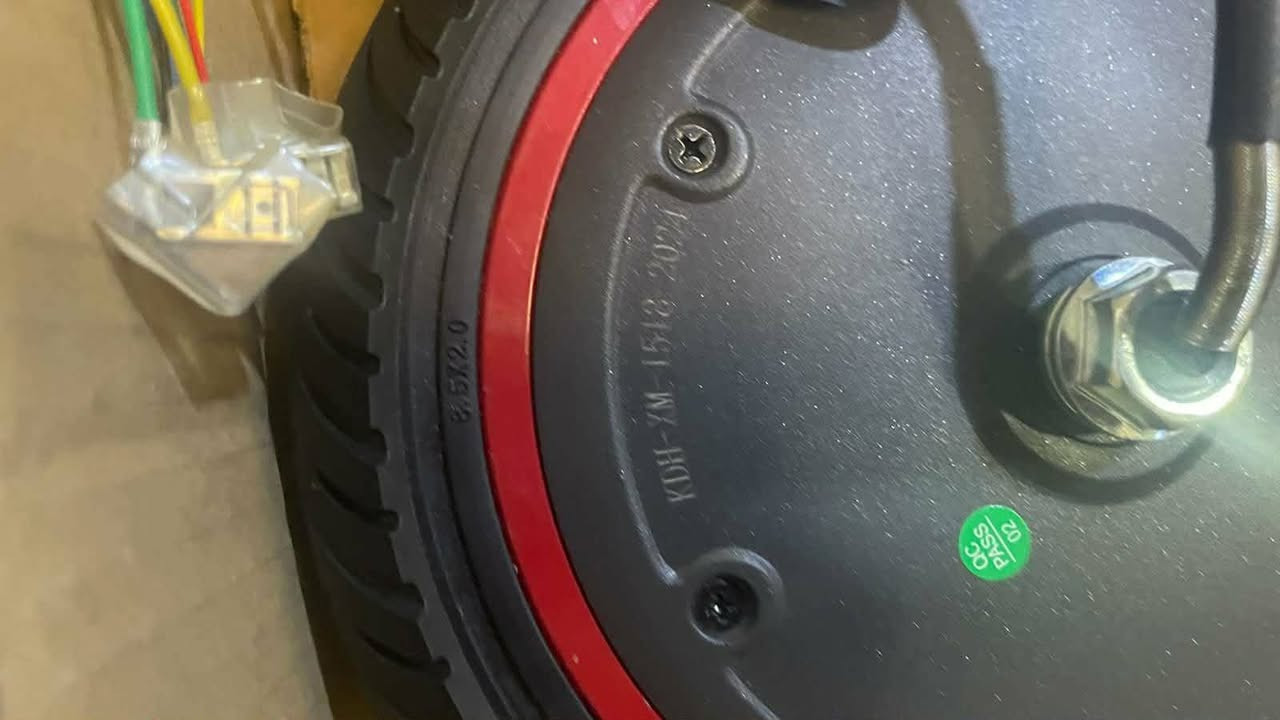 تاير سكوتر شحن ماركة شاومي جديد بالباكيت متوفر وللاستفسار عالخاص


**إذا كنت صاحب هذا الإعلان وتريد حذفه لأي سبب، رجاءا أرسل رسالة إلى الدعم الفني**