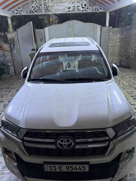 السلام عليكم ورحمة الله وبركاته 
عيني لاندكروز موديل 2021 بريم. ام الدفدي
فول مواصفات واحد على واحد 
ماشيه 82 الف حقيقي كفاله عامه سياره كلش حلوه 
التفاصيل بل فيديو موجود بل منشور 
موقعها بغداد مدينه الصدر (ع)
***********
***********
