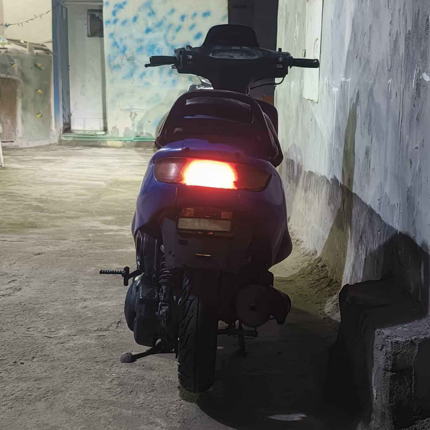 سلام عليكم شباب دراجه فراشه نضافه 85 ٪ مكينه حلوه مشي كهربائيات شغاله بس السلف  يرادله فيشه بيهه خيط بخار مامبين سعر225


**إذا كنت صاحب هذا الإعلان وتريد حذفه لأي سبب، رجاءا أرسل رسالة إلى الدعم الفني**