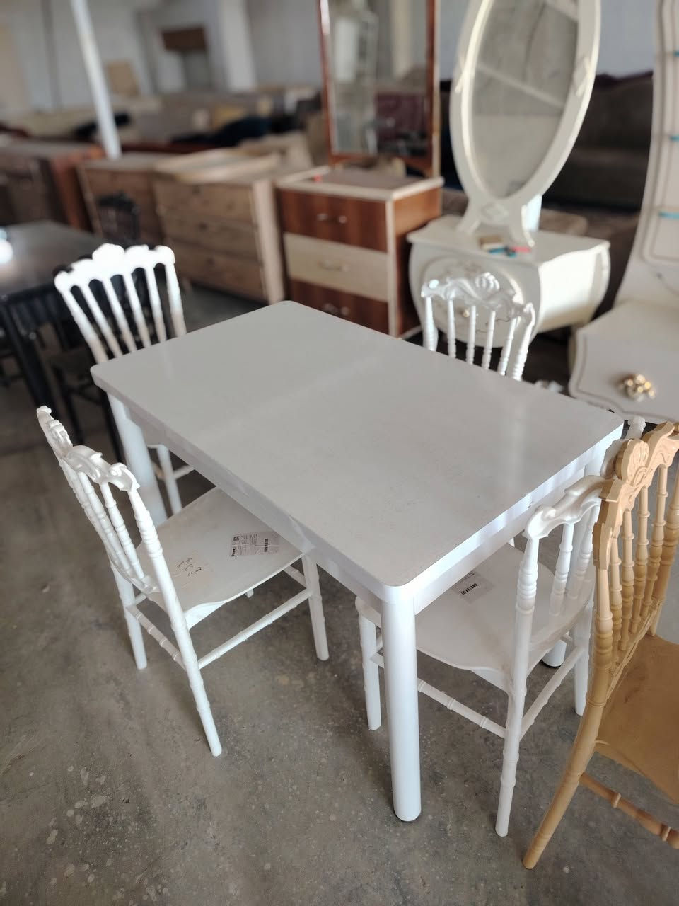 المجمع الوربي مقابيل المحطه وقود المحاويل الحكومي
احمد عيدان الخفاجي  ***********
البيت التركي الاثاث الجديد ولمسعمل مقابيل المحطه وقود المحاويل الحكومي كاظم عيدان 
***********
