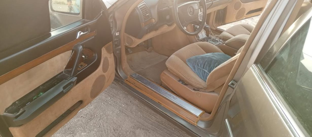 مارسدس شبح موديل 1992
مراوس بيع عادي 
رقم التلفون 
0781662334


**إذا كنت صاحب هذا الإعلان وتريد حذفه لأي سبب، رجاءا أرسل رسالة إلى الدعم الفني**