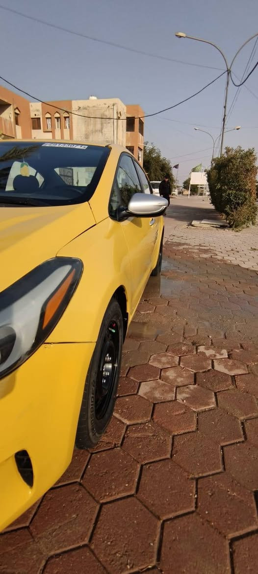 السلام عليكم
كيه فورتي موديل 17 وارد امريكي 
 كير عادي 6 نمر
 محرك 2000
كلشي موضح بالفديو
مكان السياره بغداد العامريه
السعر 92 $
مكلف بالنشر
***********  بي واتساب
