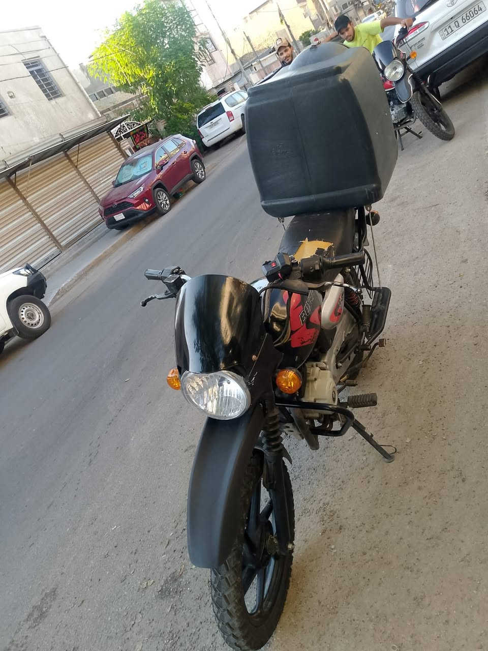 سلام عليكم من رخصه الادمن عدي دراجه بوكسر 2023 مرقم بغداد حسب مشوف نضافه فول امانه الله دراجه اكفلك مكينه رايده  مليونين  وبيه مجال لطيبين وكل الهلا بيكم رقمي *********** واتساب
