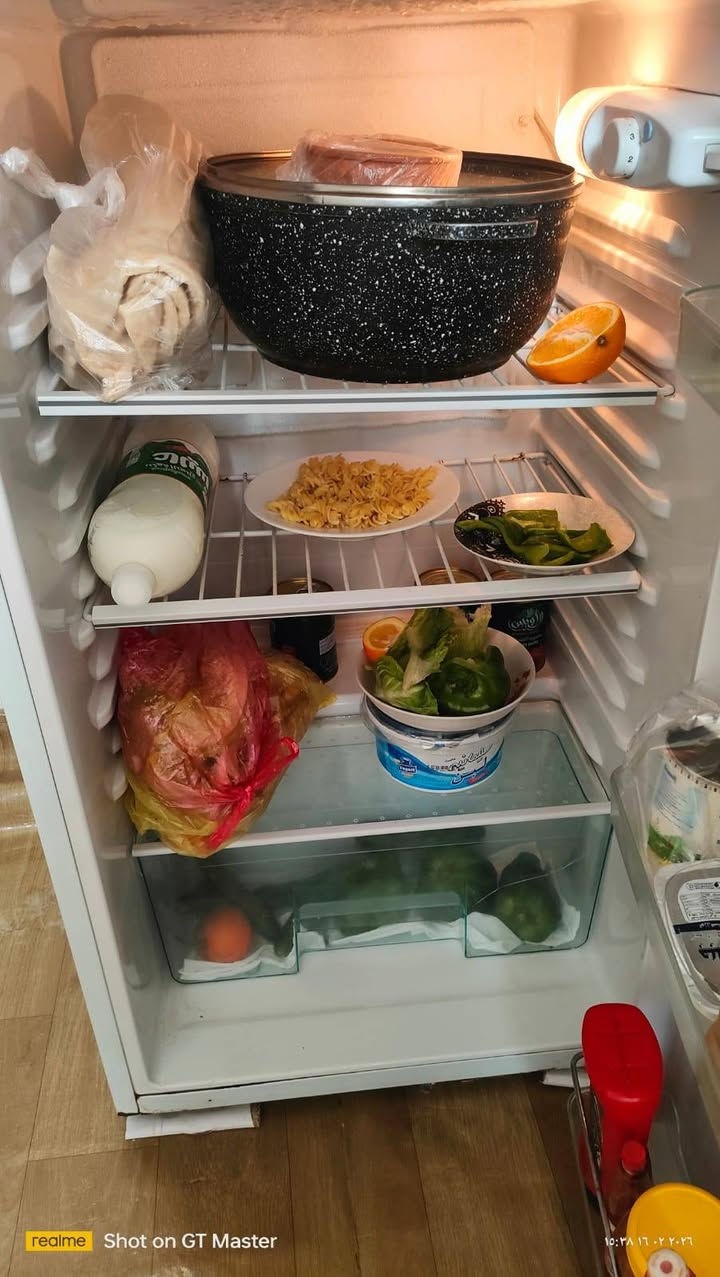 ثلاجة شغالةرنضيفة حجم وسط السعر 100 وبيهه مجال بسيط للشراي


**إذا كنت صاحب هذا الإعلان وتريد حذفه لأي سبب، رجاءا أرسل رسالة إلى الدعم الفني**