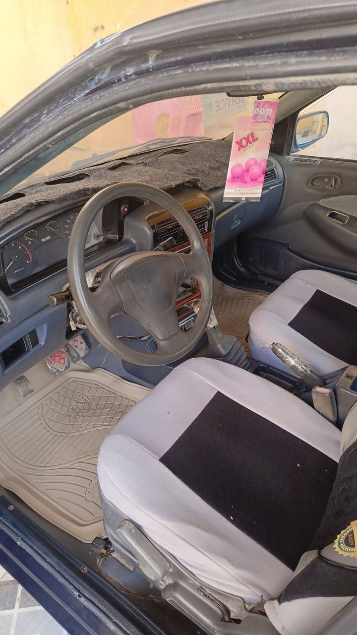 السلام عليكوم سيفيا موديل/٩٤/ مكينه مفتوح جديه صدر وتايرات وكهربائيات وكير خير من الله سياره جاهزه من كلشي مصبوغه جديده رقم انبار انكليزي مشروع وطني سنويه لحد(٢٨)السعر (٣٣) ممتواجد ع فيس مكاني لفلوجه رقم ***********
