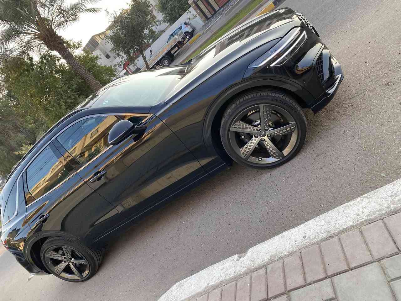 جينيسسgv70 موديل ٢٠٢٥ وارد امريكي مرقم بغداد دخول جديد فول مواصفات اعلى صنف سبورت جاهزه السياره اي نقص مابيها مكينه ٤سلندر ماشيه ٣٠٠٠  حدثها حافت البنيد فقط بدون ايرباك بدون شواصي صبغ فقط البنيد بدون دواخل السعر ٣٤٠٠٠$ موجود بغداد شارع فلسطين للأستفسار ***********
