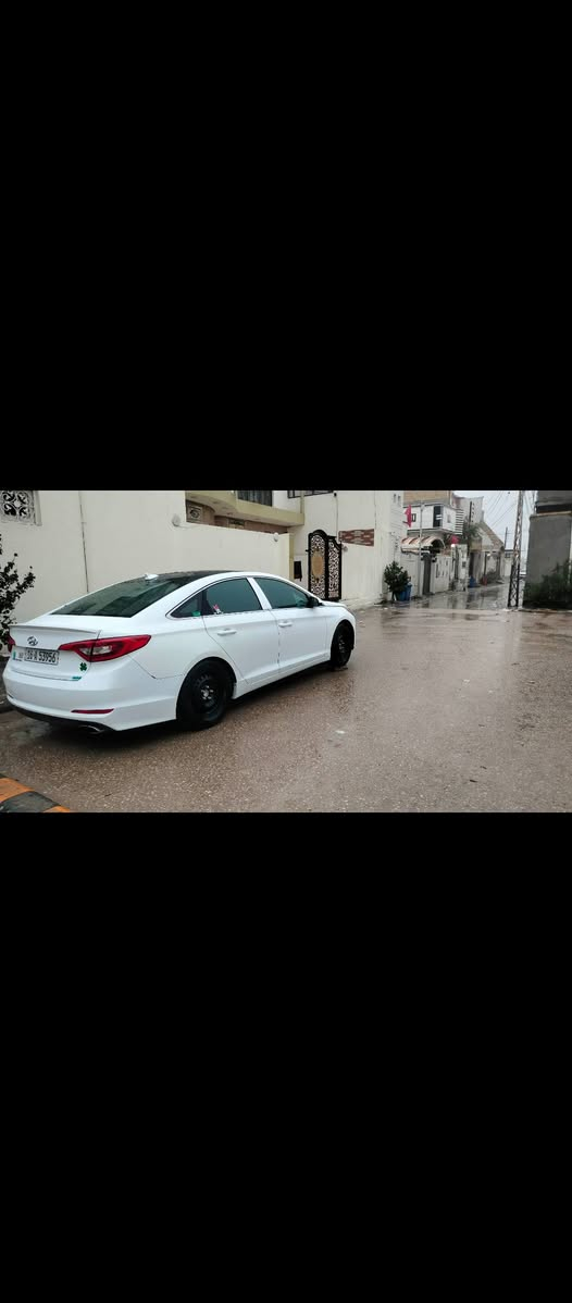 سلام عليكم سوناتا للبيع موديل ٢٠١٧ سياره بيها تكشير وبيها رش كلير تلث قطع بدون حادث وبدون معجون ولا تبديل مكانها ديوانية الحمزة الشرقي وسعر 118 ورقمي ***********
