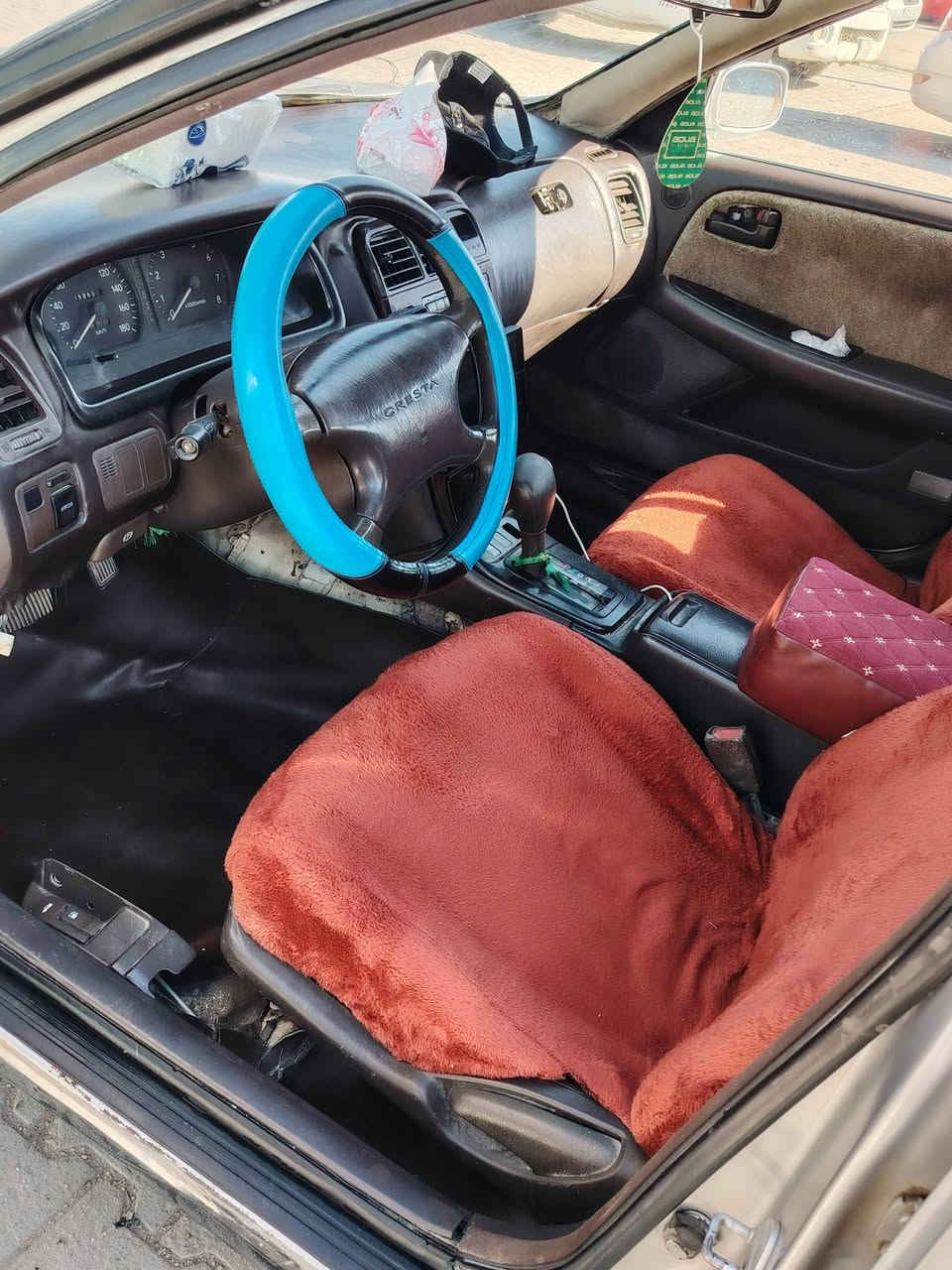 كرسته انبار..  مشروع وطني.. عندي وكاله عامه ام باركود... تحويل مباشر... طخه بل قماره. والباقي حلقوم... كسر محرك.. شرط... تبريد غاز فقط.... مكاني نجف رضويه. السعر.. ٥٠.. ورقه مع المجال... ت ***********...اخوكَم وخادمكم منتضر الكرعاوي....
