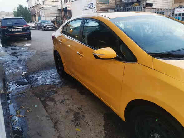 السلام عليكم فورد 15 جير محرك تبريد خير من الله صدر امامي خلفي تخم تاير بدل بيتيمكاني بغداد الكماليه رقم 
بغداد مصفر هيئه وغرامات السعر 90    ***********
