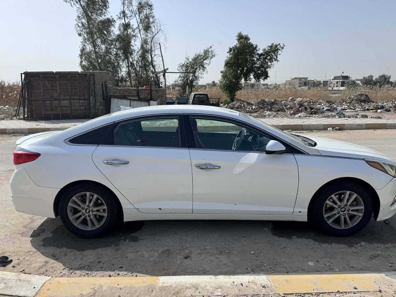 سلام عليكم سوناتا موديل 2015 امريكي ضرر بس البنيد مبدل الباقي ليبل واحد حدادية جديدة مكينة عدتهة من الصفر جاهزة وناعمة اخت الزيرو رقم انكليزي بابل بسمي سنوية لل 30 السيارة تعبان عليهة كلش بيع او مراوس بكوري اقل منهة لان اريد فرق 
اخوان اقساط ما ابيع 
السعر 115 ورقة 
المكان   الديوانية 
الاتصال على الرقم *********** 
الشراي يدلل
