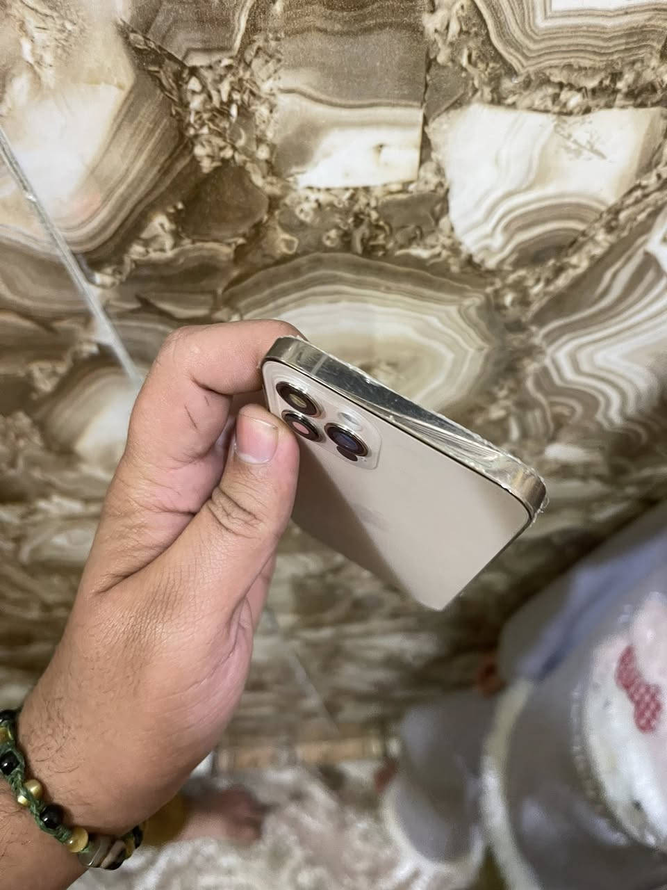 سلام عليكم شاصي ‏iPhone 12 Pro الصورة بفطر صغير مكان بصره الحيانيه رقم الهاتف***********
