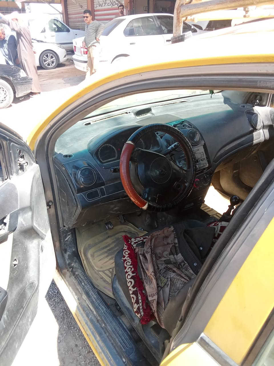 السلام عليكم افيو للبيع مديل 2008 مسكر خليجي كير عادي مكينه وكير جاهزات  الكشر شوف العين رقم قادسيه صدامي بسمي سنويه صاقطه ما اعرف شكد عليه هيئه وغرمات ابيع كوم حديد السعر 22 وبيه مجال مكاني النجف الاشرف الكوفه البراكيه ***********
