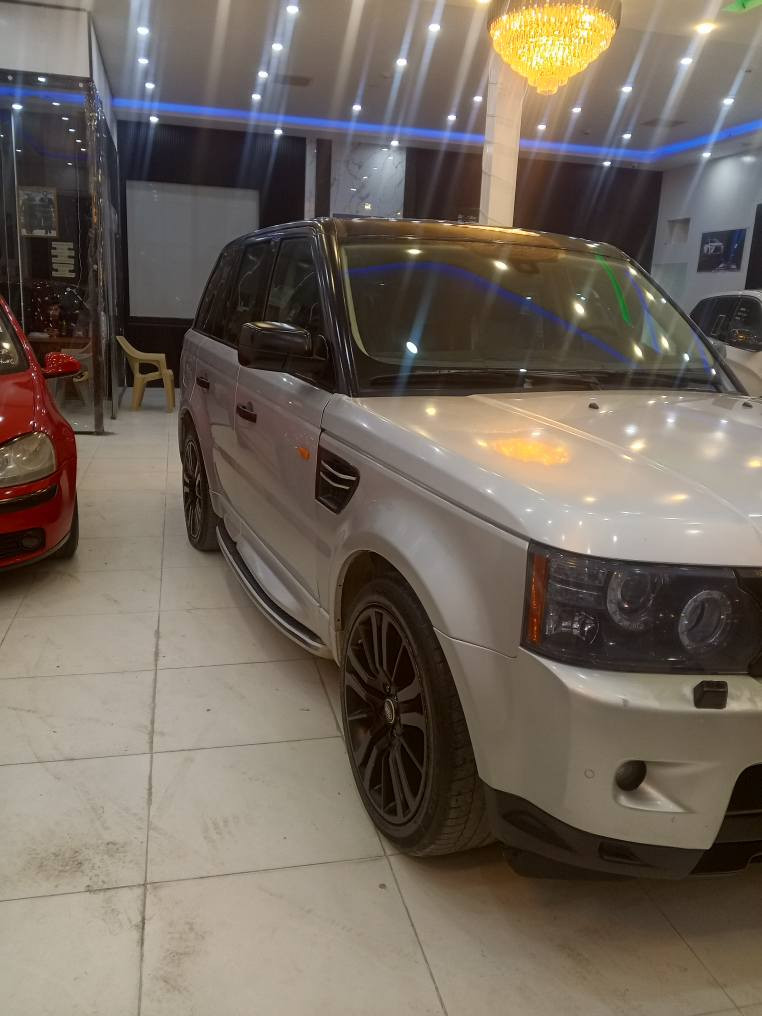 رەنج لۆڤەر 2006  کرایتە 2013
دەعم لێدراو سبوغ نیە
پشت و پێش کەپس 
9وەرەقە غرامەی لەسەرە دەگەرێتەوە  لەپاش کڕین
کارەبایەت مەکینە و گێر بەشەرت  8 پستنی  سوپەر چاڕجەڕ  فول مواسەفات  چوپ  هەمووی بەشەرت رەقەم سلێمانیە  بەناوکردن تەحویل بەشەرت 
گؤرينةوة دةكةم 
(***********) أربيل, العراق
