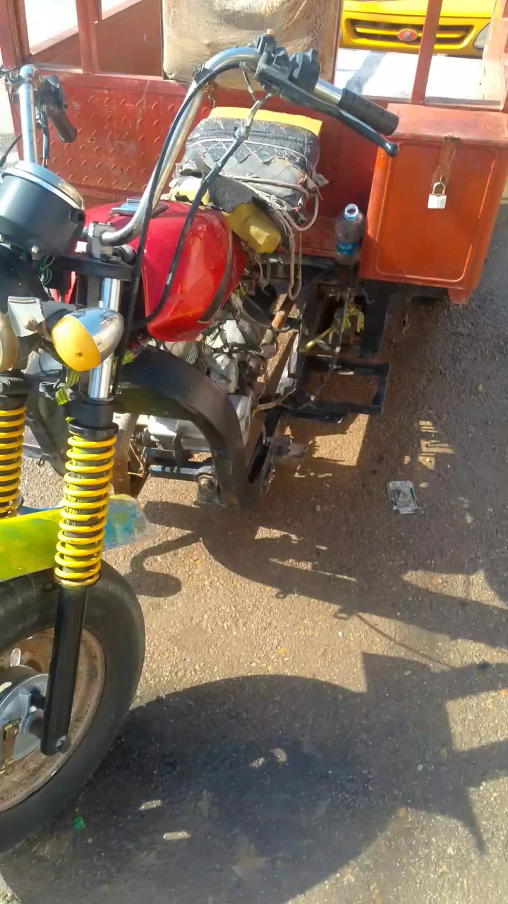 سلام عليكم شباب ستوته يوماها 2009 رعيها متوفي وابنه موجود تريد تحويل يحولك شوكت ما عجبك تحول مكان الكوت طشاش ***********
