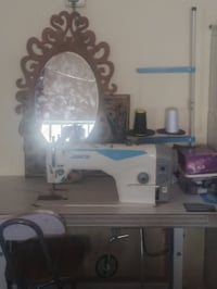 مكينة خياطة • مكينة • للبيع • جديدة