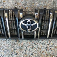 شباك برادو 10 11 12 نظيف جدا اصلي وكاله ب 55 الف 07703995829