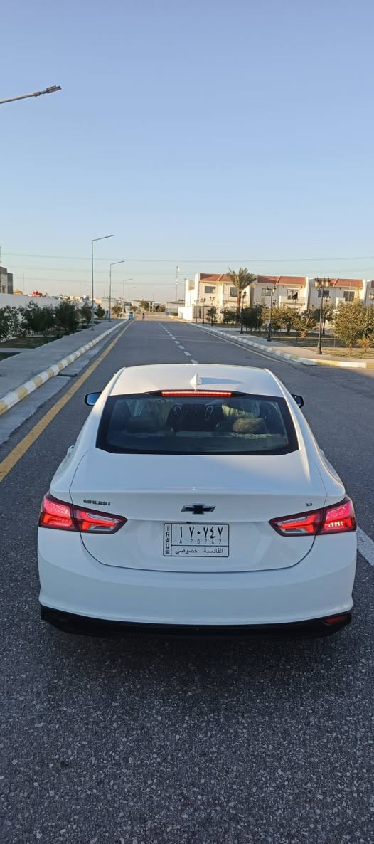 موديل 20 نضيفه جدا
ب١١٣ وبيها مجال
***********
