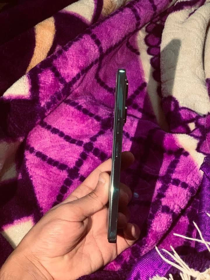 سلام عليكم
  TECNO POVA 6 Pro 5G 
ذاكره256 عشوائيه24 بطاريه 6000 صوت ستريو معالج Dimensity 6080 فول ألعاب 60 فريم ببجي فريم  غراضه ، كامله حته حافضته مال شركه موجوده
مكاني تكريت/البوعجيل
السعر 180 وبي مجال
او يرهم مراوس بجهاز قوي باللعاب وانطي فرق


**إذا كنت صاحب هذا الإعلان وتريد حذفه لأي سبب، رجاءا أرسل رسالة إلى الدعم الفني**