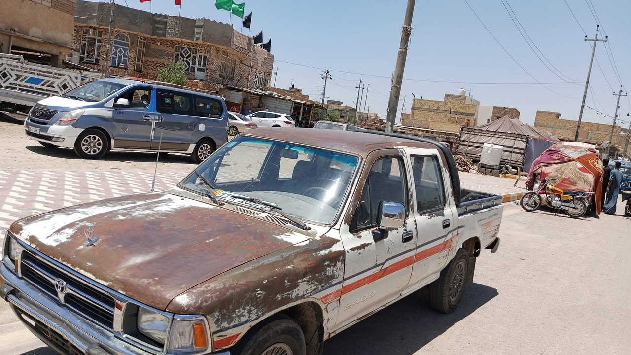 للبيع 90 رقم بغداد
انكليزي مكفوله كفالة عامه كير اكسن شاصي محرك سياره جاهزه
على اخر حبايه مكان ذي قار الفجر 
للاستفسار 
***********
***********

