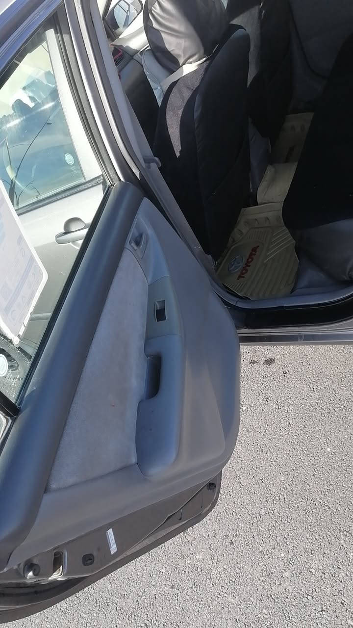 السلام عليكم رجائن موشراي لاتعبني كورلا نحله كير محرك شرط تخم تاير تدفئه تبريد ارضيه جلد سنتر لوك موديل 2007 تحويل فقط سياره بسمي شواصي بلاد مكفوله السعر ( 85 ) وبيها مجال المكان سامراء. ( *********** )
