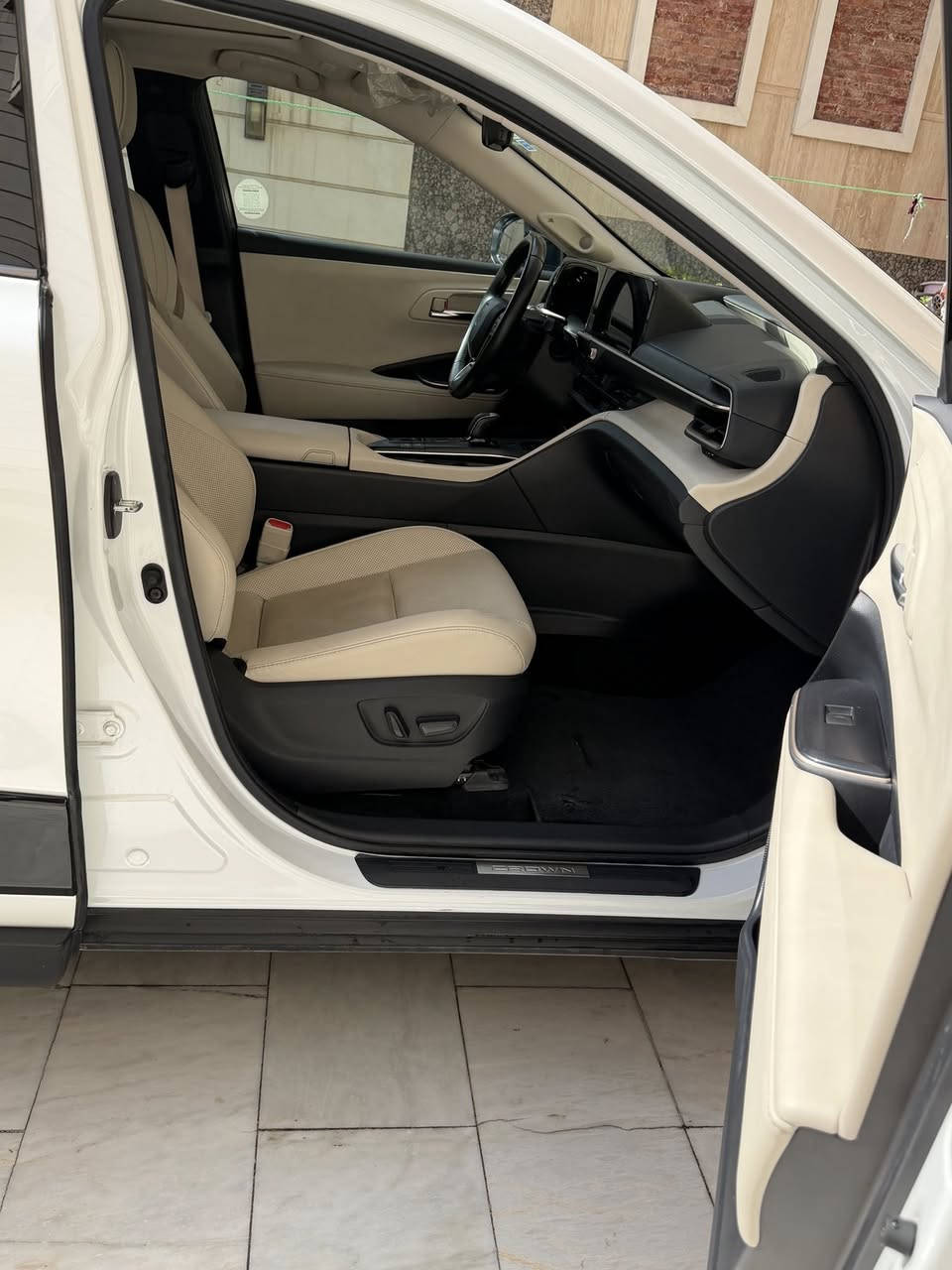 كراون ٢٠٢٣ هايبرد خليجي وكاله عبداللطيف
ماشيه ٢٩ الف كيلو حقيقي فقط
مغلفه ppf بالكامل
كفاله عامه من كلشي جديدة
رقم بغداد الجديد سنويه بسمي تحويل ثاني يوم
لون ابيض و اسود بالسنويه ابيض متغير بلادي
مواصفات بلاتينيوم فول الفول رادارات كامرات ٣٦٠ لايت عدسات خمسه متفاعل مع الطريق تبريد كشنات اوتو هولد و هاندبريك دكمه برده خلفيه كشنات خلفيه كهرباء بصمه اربع ابواب و جنطه فتحه سقف مري اوتو

مكان السيارة زيونه 

رقمي واتساب و اتصال ***********
