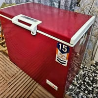 مجمده كرفت حجم 10قدم فجأة  وكف التبريد والتجميد ماطور شغال  قيم باليرض...