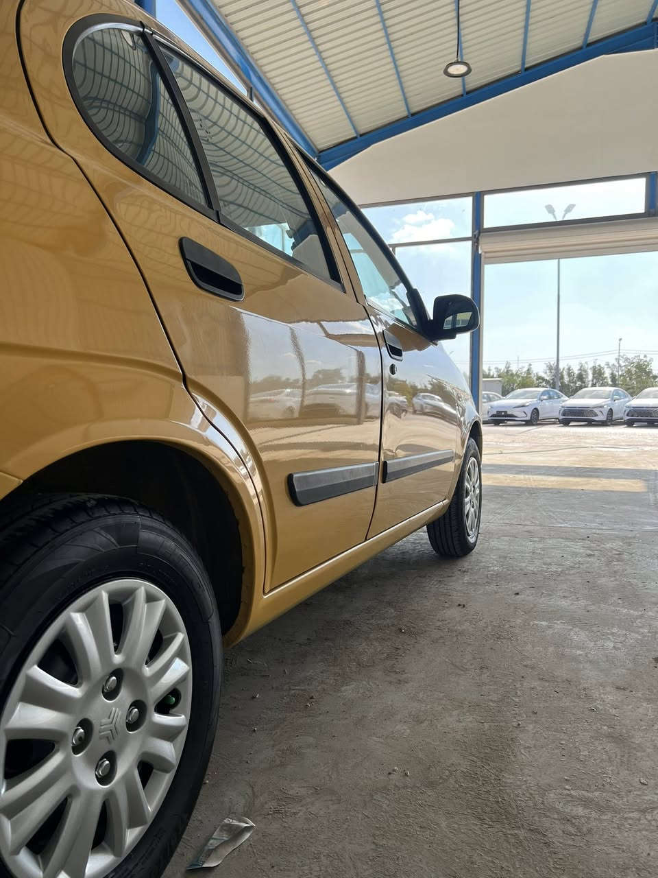 سلام عليكم طيبا موديل 2015 على شركه مكفوله من كول نواحي سياره زيرو ماشيه 70 الف سبير منازل جديده بمعنى الكلام للواقع احله من صور المكان بغداد البلديات *********** شرط حته من البارد مكفوله  السعر 55 مجال بسيط
