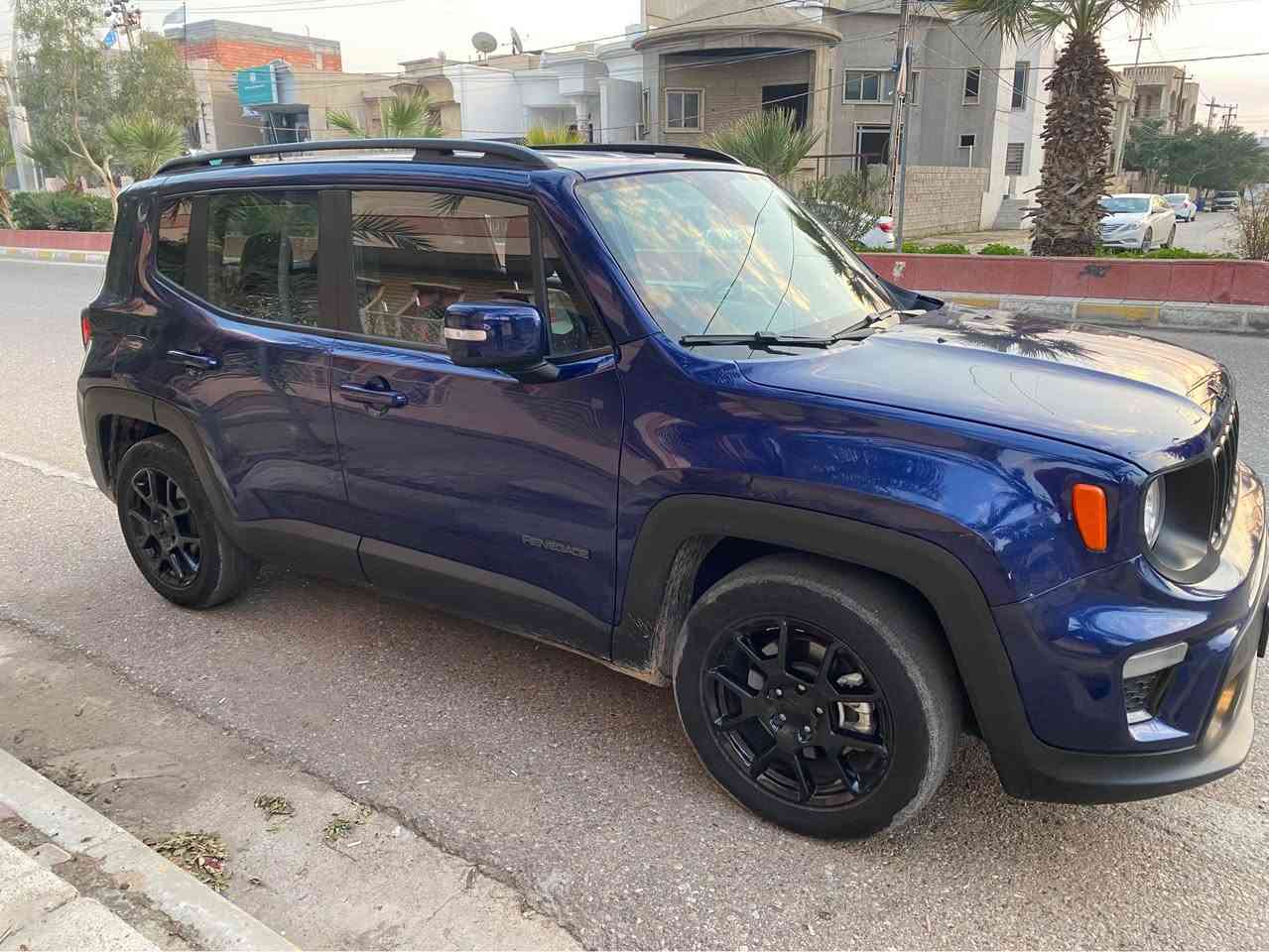 جيب رنكيد  موديل 2020
 رقم اربيل ماشيه 23 كيلو
مواصفات معروفه 
ضرر بارد شبر حافة جاملغ سكن مع شبر صندوق فقط وسونار موجود مع صور 
مكان سياره كركوك 
رقم صاحب سيارة *********** كركوك, العراق
