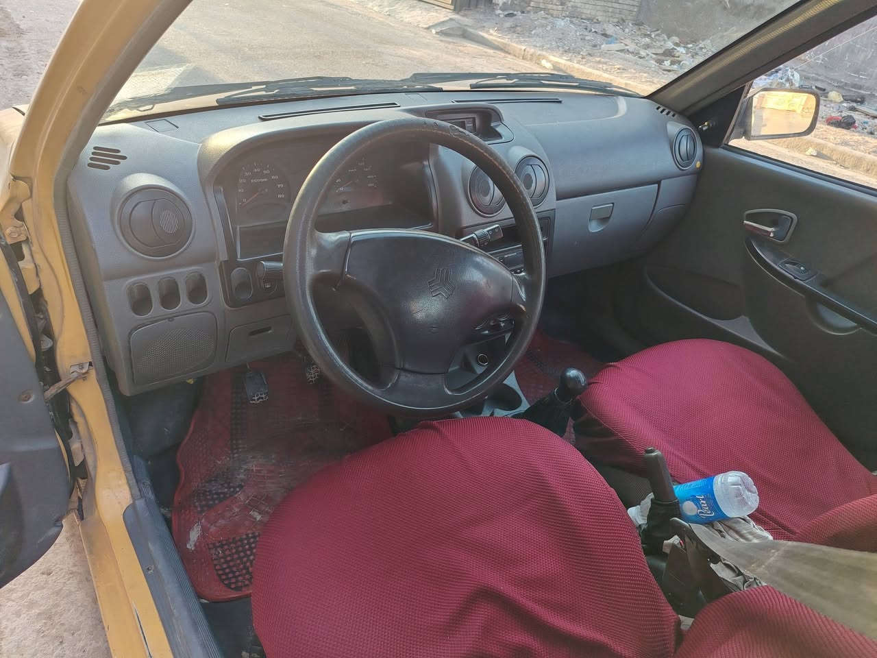 سلام عليكم سايبه مديل 12 كير ومحرك مكفولات شواصي مكفولة مابيهاء تبديل ولا ضربه بيها بس خياسات بال هلالات مامسويهن سياره كلش نضيفه سعر 23 ورقه وبيها مجال شي قليل بيتنه بال كماليه هاذ رقمي ***********
