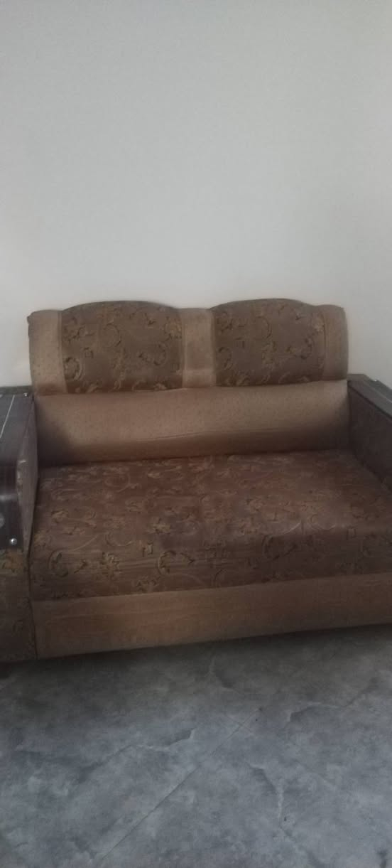 السلام عليكم
تخم للبيع سعر 200


**إذا كنت صاحب هذا الإعلان وتريد حذفه لأي سبب، رجاءا أرسل رسالة إلى الدعم الفني**