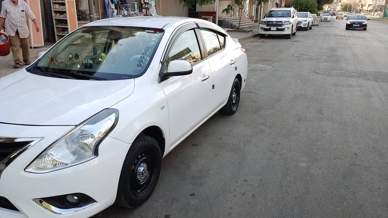 سلام عليكم نيسان سني هندي مديل20 بليته زركه قصد مقدمه 65 قفل قفل قفل وكل شهر 3 كفالة عامه  فقط جاملغ اسير مبدل وموجود الصلي اثر شخوط منظومه غازجديده  كير مكينه تبريد ثلج صدر خلي اماي جديد تخم تاير جديد سعر الكلي بشده 12 بغداد مدينة الصدر الحبيبة *********** بسم كردي فقط وكاله كيادة
