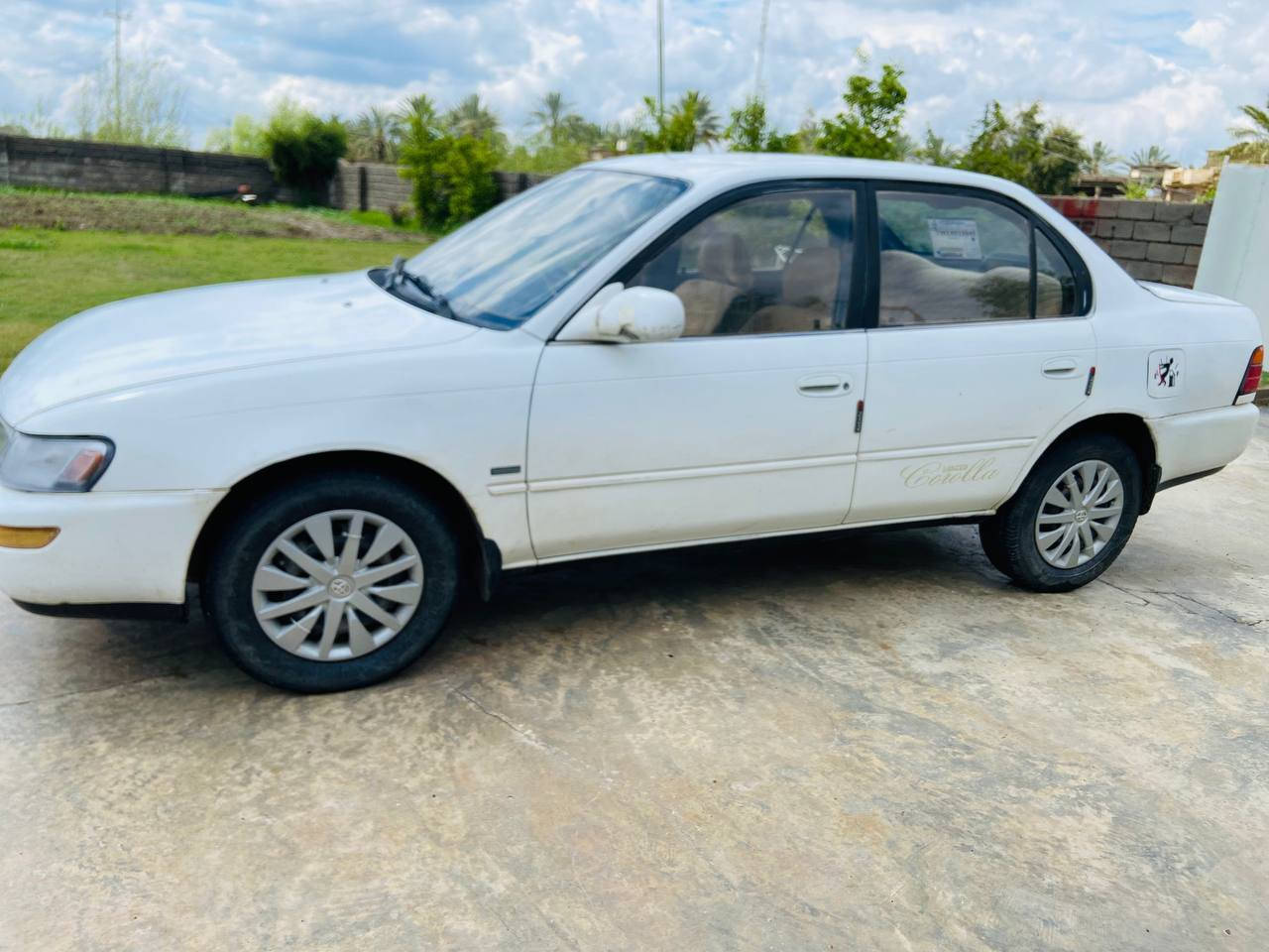 السلام عليكم سياره لبيع كورله موديل 1992 الون ابيض رقم بغداد مشروع وطني محرك 1600كير اوتوماتيك لاتنقيص ولا تبخير مكفول  صدر  جديد كهربائيات كلها شغاله سياره جاهزه 
مكفوله من ضربه   
سعر 58 بيه مجال 
العنوان: صلاح الدين قضاء بلد
***********
