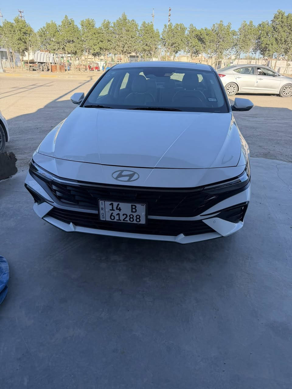 النترا هايبرد موديل 2024رقم بصرة شهداء
بدون تبديل طخات بصيطة بدون ايرباك 
السعر 170 وبيهه مجال 
*********** واتساب
