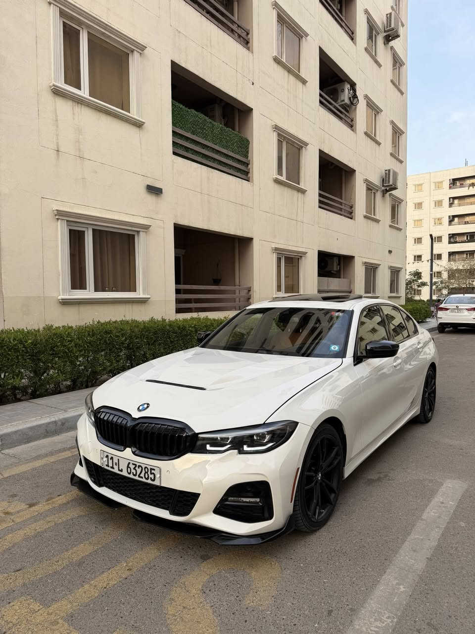للبيع او مراوس  BMW 330i موديل 2022

السيارة M بكج بلاد مختمة بكل مكان حتى البصمة M
محرك 2000 تون بور تيربو ماشية 29 ميل 
تدفئة كشنات وخزن وداخل مشمشي
الوان داخلية محيطية بالدشبول وبالبوب
شاشة دجتل كبيرة ونظام كار بلي وايرليس حساس امامي خلفي ورادرات جانبية وامامي
فتحة السيارة ونظام (الأيمائات) تعلي الصوت وتنصي بلأشارة
على ايدي سيارة ومناقصة برغي 
رقم بغداد سنوية وهزة كلة جديد وبأسمي
حادث السيارة  جاملغ وبنيد بدون دواخل شرط وبيهه جاملغ الخلفي وباب سايق كلير من المانيا مال شركة 
كير ومكينة مكفولات  وضمان صور الحادث ضمن المنشور
مكاني بغداد حي القاهرة 
***********
