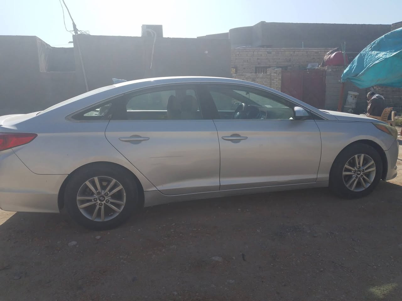 سوناتا موديل 17 للبيع او مراوس باجيرو لون اسود رقم ***********
