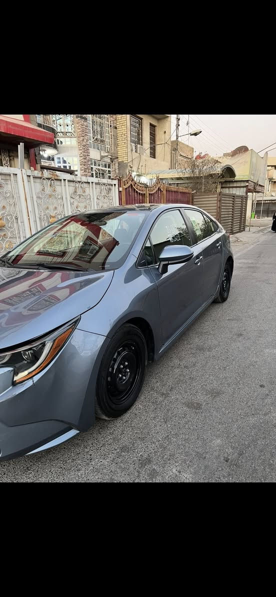 السلام عليكم كورلا هايبرد 2022 وارد امريكي رقم بغداد 
حادثها بابين جهة السايق(موضح بالصور) ماشية 53 
مواصفات 
بصمه 
شاشة 
دشبول شاشة 
سايد بريك اوتو 
اوتو هولد توقف 
قياده ذاتيه 
تحديد مسار 
داخل لونين 

السعر 150 وبيها مجال 

***********
