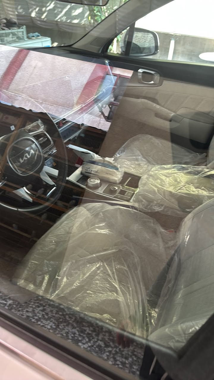 سورنتو 24 ماشيه 21 الف سياره جديده ويل 20 قماره حديد مراواس يرهم او بيع سعرها 312 رقم بغداد ومكانها بغداد ***********
