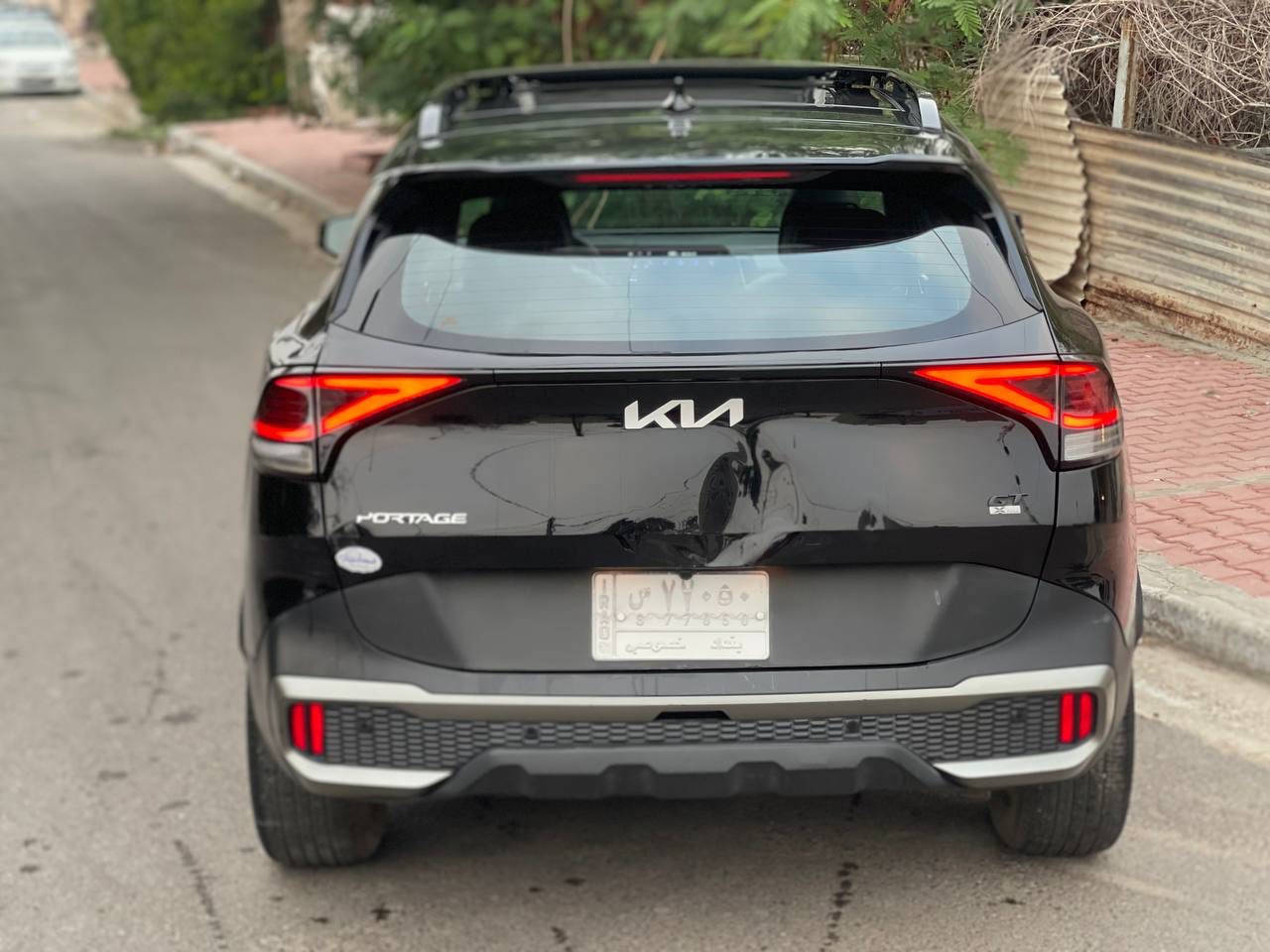 السلام_عليكم
#للبيع 🚘

- كيا سبورتج KIA SPORTAGE2023
- وارد امريكي 
- مكينه  2500
- ماشيه 33
- السعر 198 
- المواصفات :-
•بنوراما 
•بصمه
•تشغيل عن بعد
•سايد بريك بصمه
•نظام ترحيب
•شحن وايرليس
•رادارات
•جنطه كهرباء 
•كشنات جلد 
•حساسات وكاميرا دواره
•فور ويل
•كشن السائق كهرباء 
•تدفئة كشنات
•تحديد مسار
•تبريد قطعتين
•مانع انزلاق
•نزول منحدرات
•نظام ABS
•نظام فحص ضغط الاطارات 
•وضعيات قيادة
•فول تحكم ستيرن
•لد امامي خلفي
•نقاط عمياء
•اوتو هولد 
•اوتو ستوب
- صور الحادث مرفقه 
- متوفر سونار للسياره
- مكان السياره بغداد 
- للاستفسار:-
- ***********
