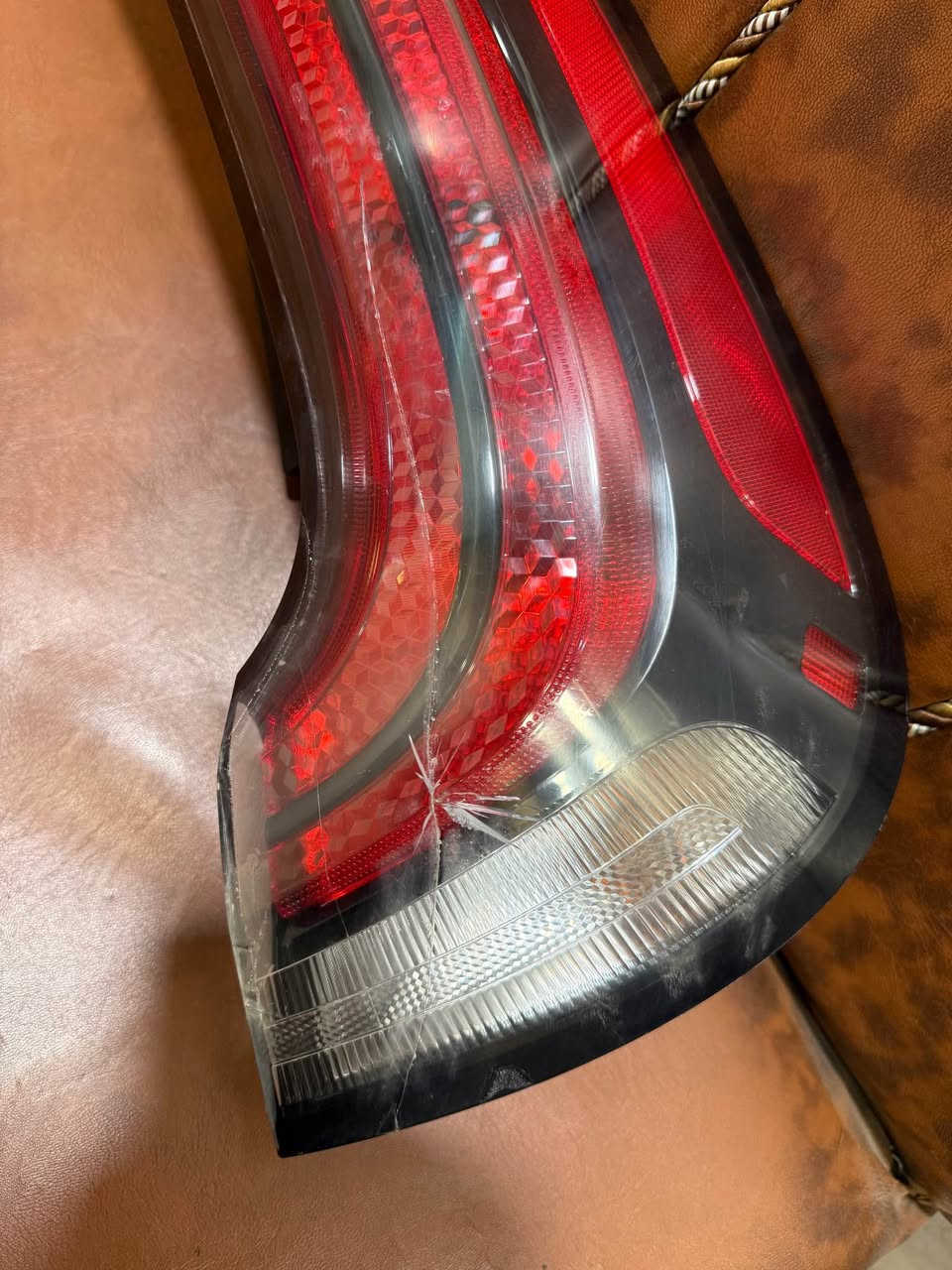 بك لا يت ايمن صول 2023 جديد امريكي كامل مع الضفيرة والكلوبات كله شغال بي فطر بالجامه موضح بالصور
السعر 100$
*********** بغداد, العراق
