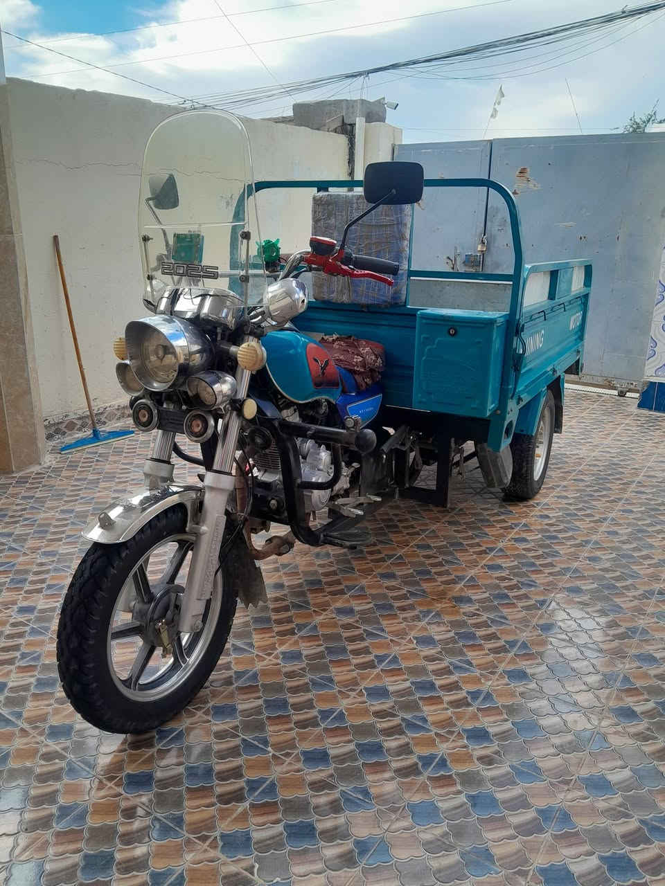 السلام عليكم ستوته للبيع جمره رقم واسنويه تحويل ثاني يوم كهربائيات شقاله تخم تاير باتري جديد مكفوله تجي واشوف بعينك الشراي يتصل على الرقم ***********/*********** متواجد على الفيس
