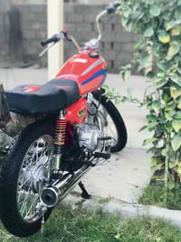 دراجة نارية • مكينة ٢٠٢٣ • أوراق أصلية