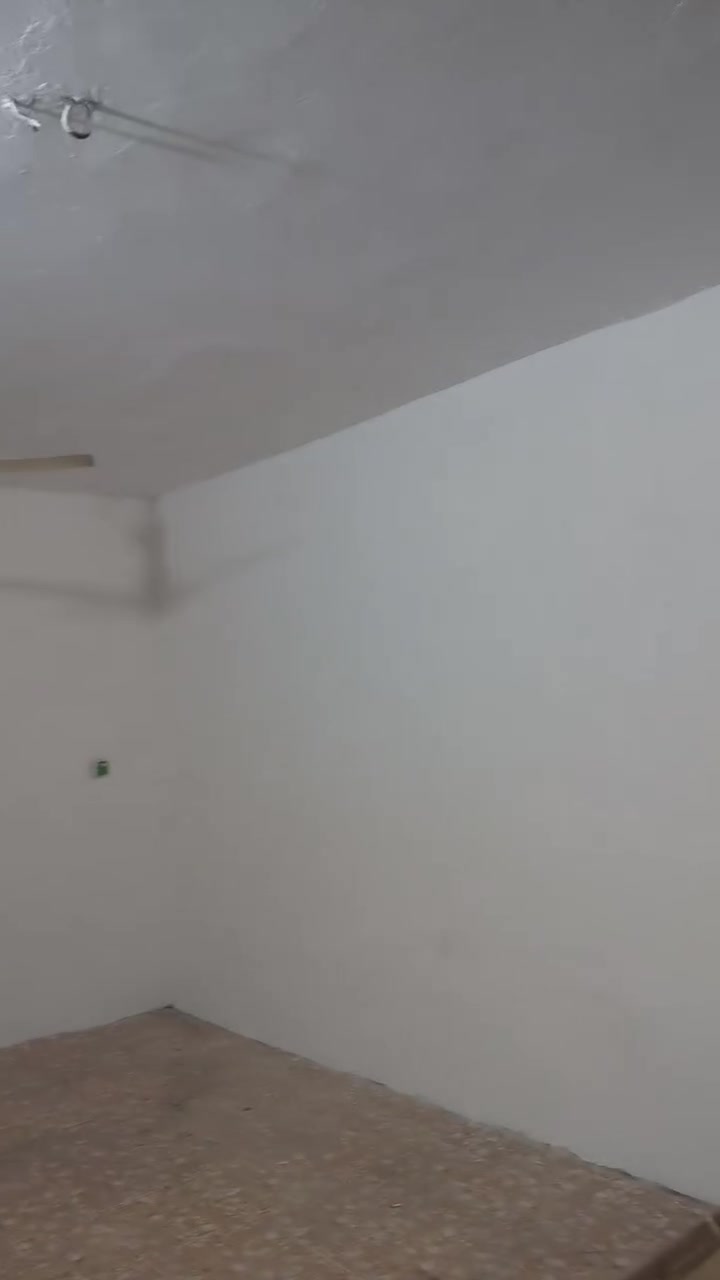 صباغ عام / انواع الاصباغ / شبابيك بيبان  / ترميم البيت / حته لو تعبان ارجعه الك مثل مجان بسعار مناسبه وتساب*********** او خاص.
