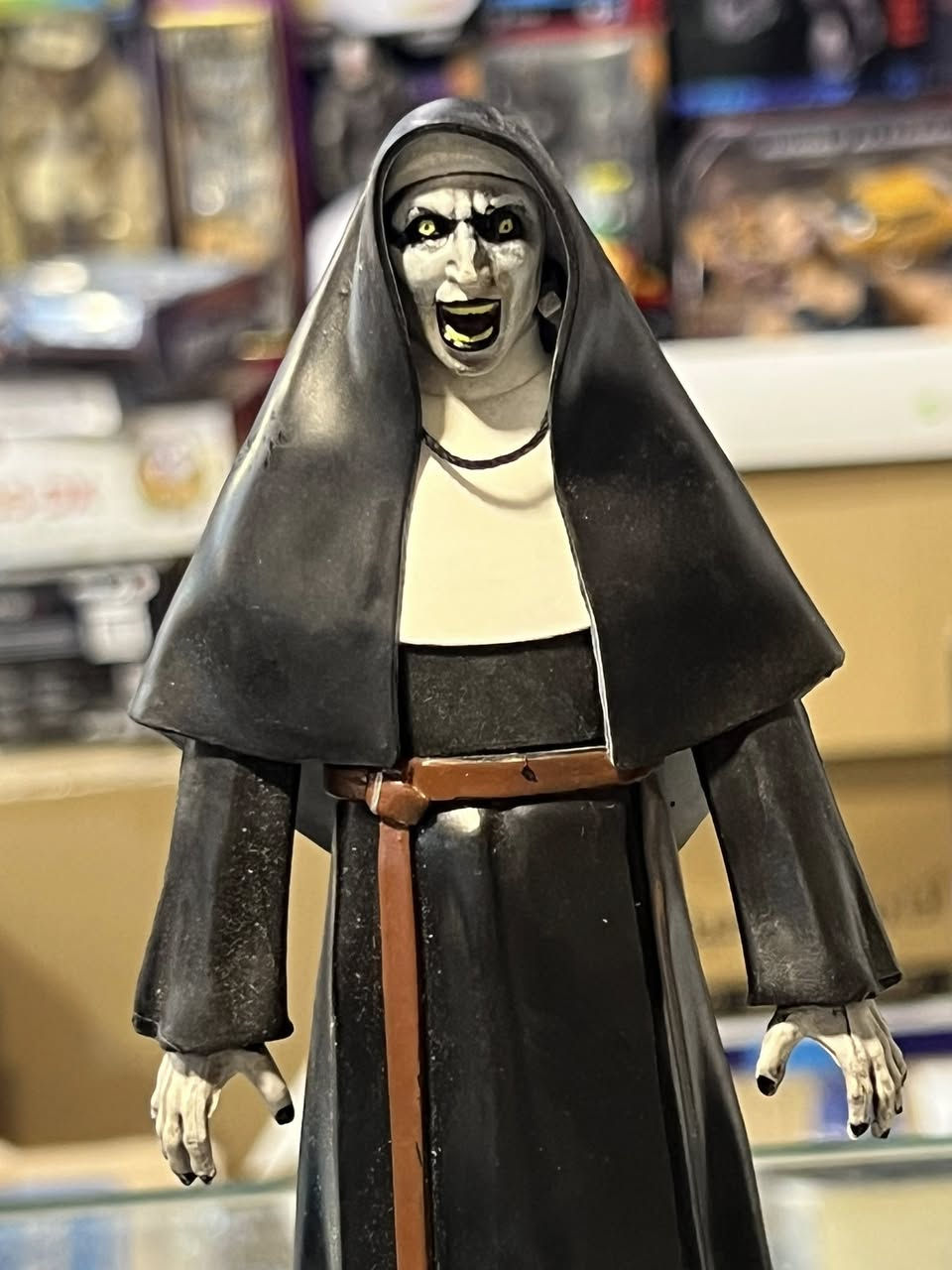 مجسم فالاك الراهبة "Valak The Nun" من سلسلة BendyFigs، وهي شخصية قابلة للانحناء مستوحاة من فيلم الرعب "The Nun". الطول ١٩سم ( اصلي ) بدون تغليف
للمزيد من المعلومات مراسلة الصفحة
يتوفر خدمة توصيل لجميع محافظات العراق 🚕


**إذا كنت صاحب هذا الإعلان وتريد حذفه لأي سبب، رجاءا أرسل رسالة إلى الدعم الفني**