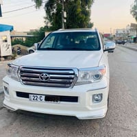 لاندكروزر • ٢٠١٤ • بلا سبوغ