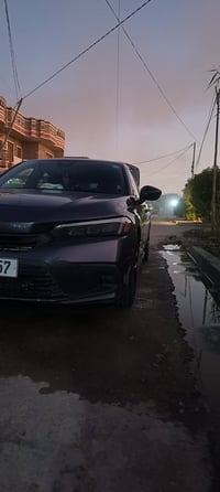 للبيع هوندا سيفك موديل 2023سبورت   بصمه  سايد بريك كهرباء رادار شغال  ...