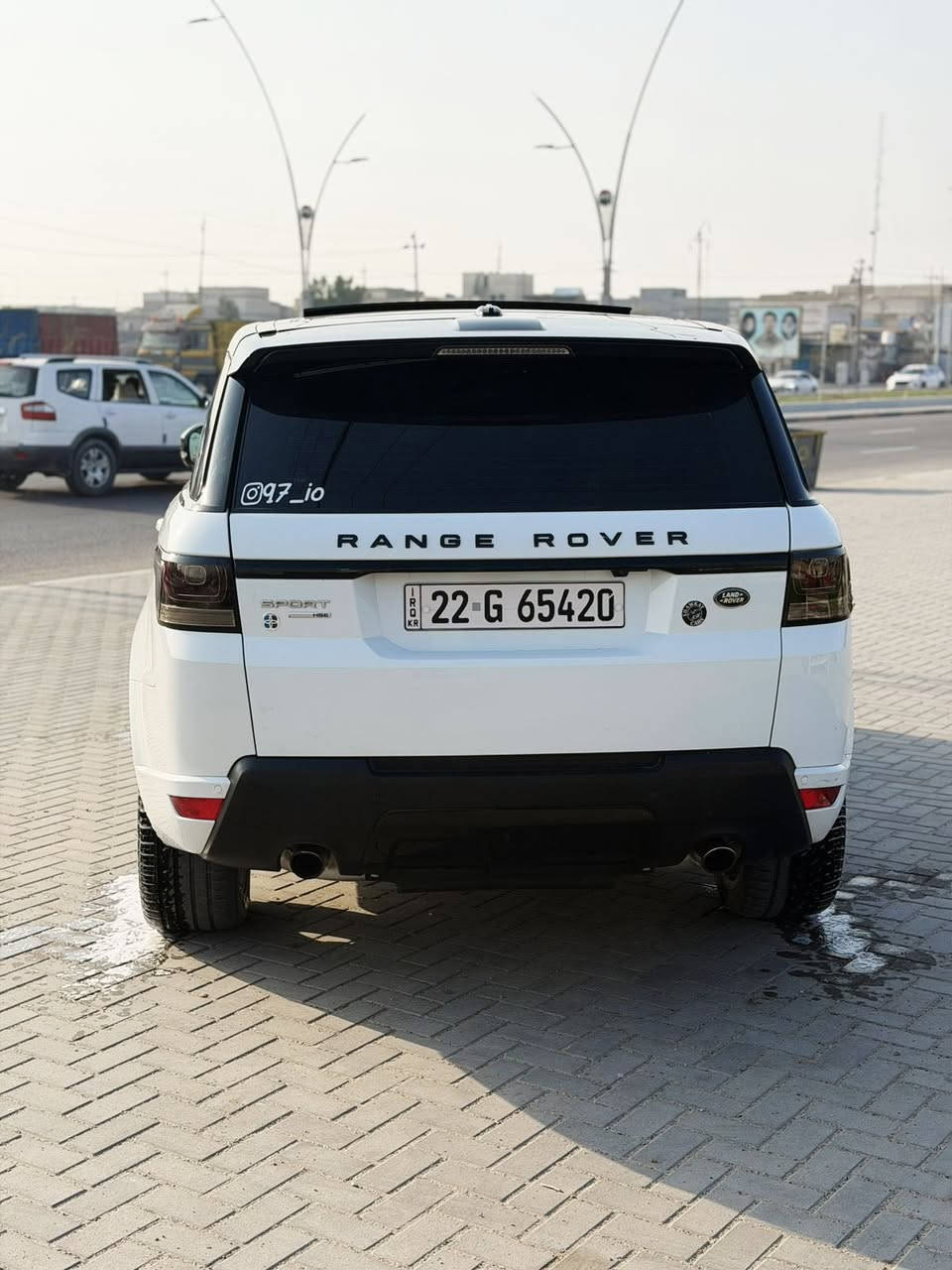 Rang rover sport
للبيع أو مراوس حسب القناعه❤️

رانج روفر سبورت HSE
فول مواصفات اعلى فئه 
موديل 2014
محرك 6سلندر بنزين
السياره من انظفهن بموديلها جديدة
خليجي وكالة سردار 
داخل قرميدي وبيجي
بانوراما
ابواب شفط
سستم صوت مرديان 🔈
شفتات ستيرن
رادار
كامره 360 درجه
كشنات تدفئه تبريد
ثلاجة
دوسات كهربائية
صندوك كهربائي شفط
تبريد مركزي قطعتين
وبعد هواي مواصفات فول الفول
رقم اربيل الدولي 

سعرها290 بيها  مجال 
***********
