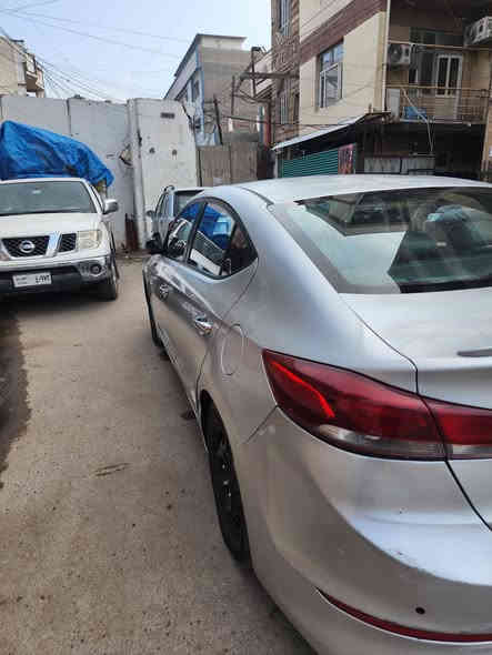 السلام عليكم اعضاء الكروب المحترم 
النتره موديل 2017 بدون حادث
رقم بغداد انكليزي (هزه جديده بأسمي)
بيه صبغ بالچاملغ الأمامي والچاملغ الخلفي (جماليه)
تبريد ثلج 
كير At
تحكم ستيرن 
كشنات جلد
مكان السياره بغداد الكراده 
للستفسار (***********)
اني مكلف بالنشر
