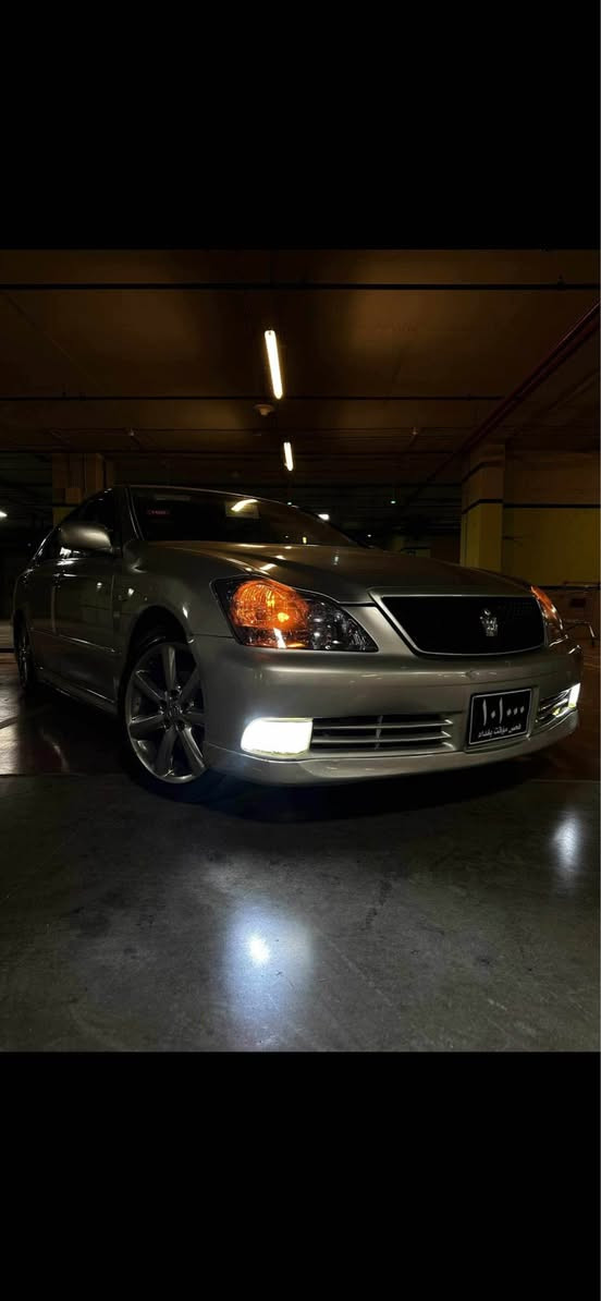 سلاو
شاهينة ٢٠٠٥كؤدي بؤ كراوة
مووس مووس
٣ دووگمةي دوو كوشن كارةبا
كوشنةكاني عةكس كراوةتةوة
مةكينة ١٨٢
فرؤشتن و گؤرينةوة بةشتي بةدلم بي
سةيارةكة يةك پارچةي بؤياخة سةقفي تؤزي كالبوونةوةي هةية 
دةعم و ليدراو و قرچيشي بةشةرت
سةيارةكة تيير مةسرةف كراوة سةنتي مةسرووفي تيييا نييية
گير و مةكينةو كارةباي هةمووي بةشةرت
ساردي و گةرمي و بريك هةمووي بةسراوة كوني گةرمي گيراوة كامل جاهيزة سةيارةكة هي مالة هي مةعرةز نييية 
براوة و كةڤةر گؤراوي بةشةرتة
لة پيرةمةگروونم 
سعري ٦٠ و مةجال
*********** دخان, السليمانية
