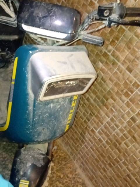 دراجة شحن R7 قبل شهر بدل البطاريات وهسة صار ضعف بيه وعفتهة