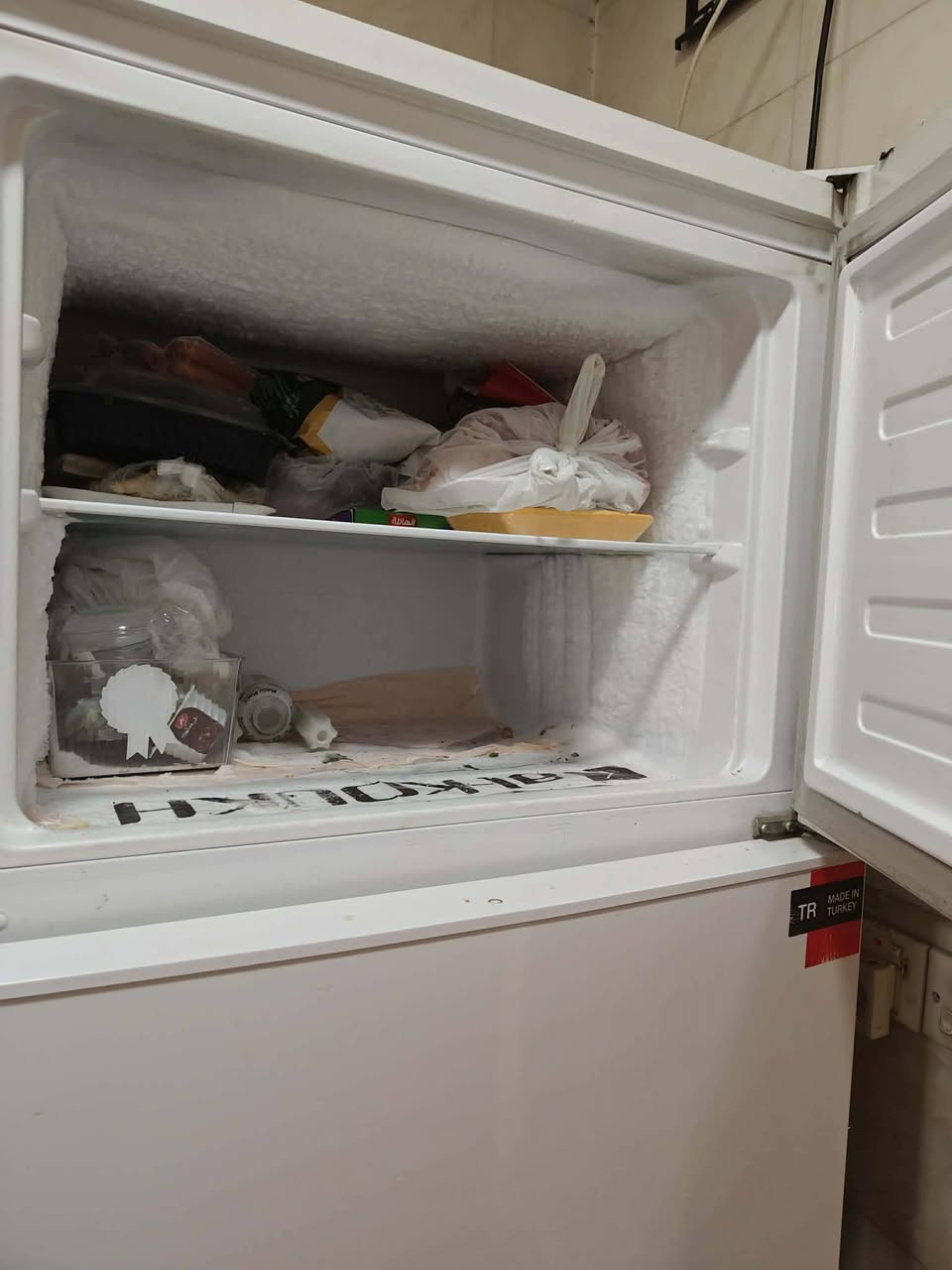 ثلاجه سعره 300 غساله سعره 300
مكاني ابو غريب النصر و السلام واكو توصيل بي واتساب ***********
